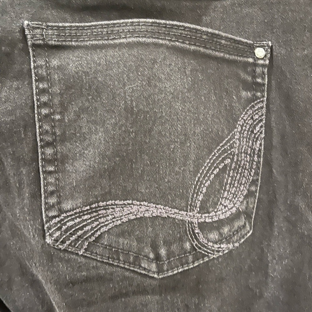 Glo Gloria Vanderbilt Straight Leg Black Jeans Size 12
